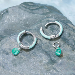 Orecchini pendenti Serenity in argento sterling 925 con smalto blu e ciondolo in cristallo