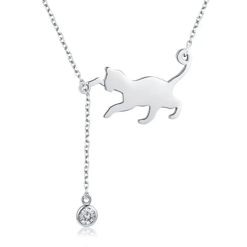 Verspielte Katzenkette