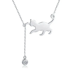 Verspielte Katzenkette